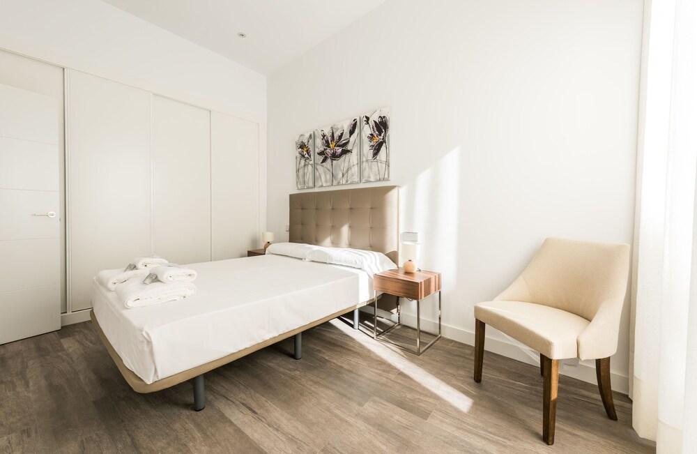 Puerta Del Sol City Center IV C Madrid Exterior photo